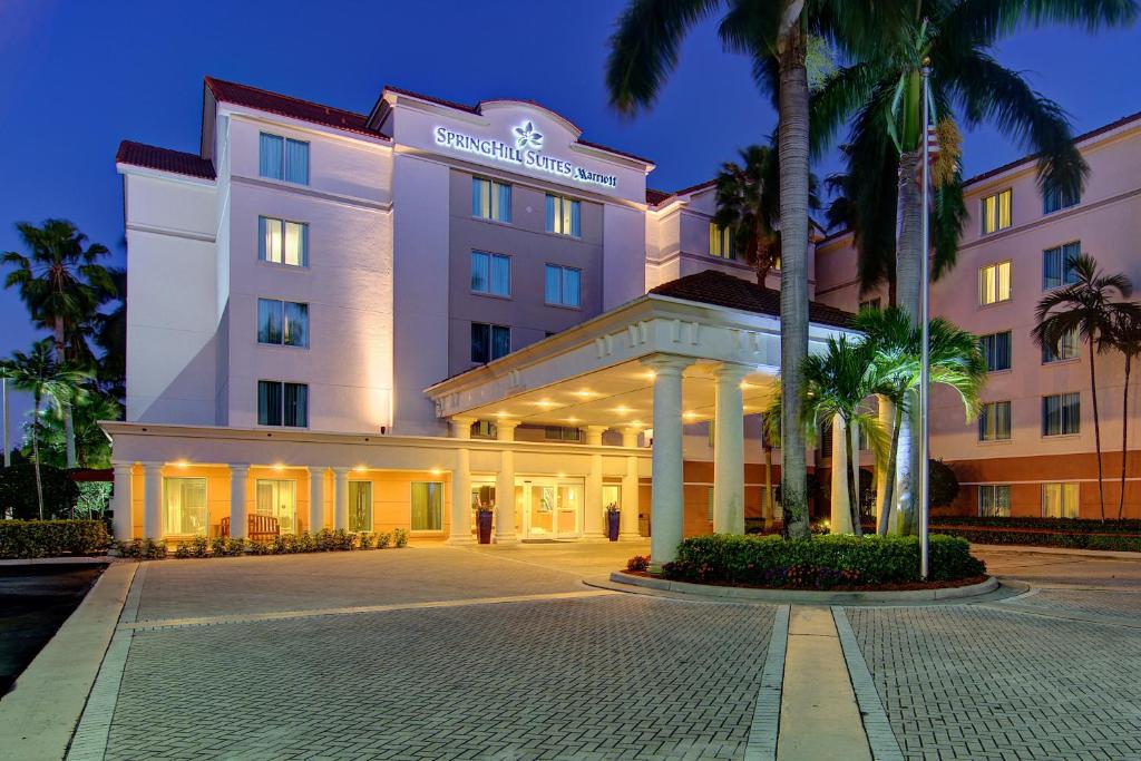 SpringHill Suites Boca Raton Main image 1